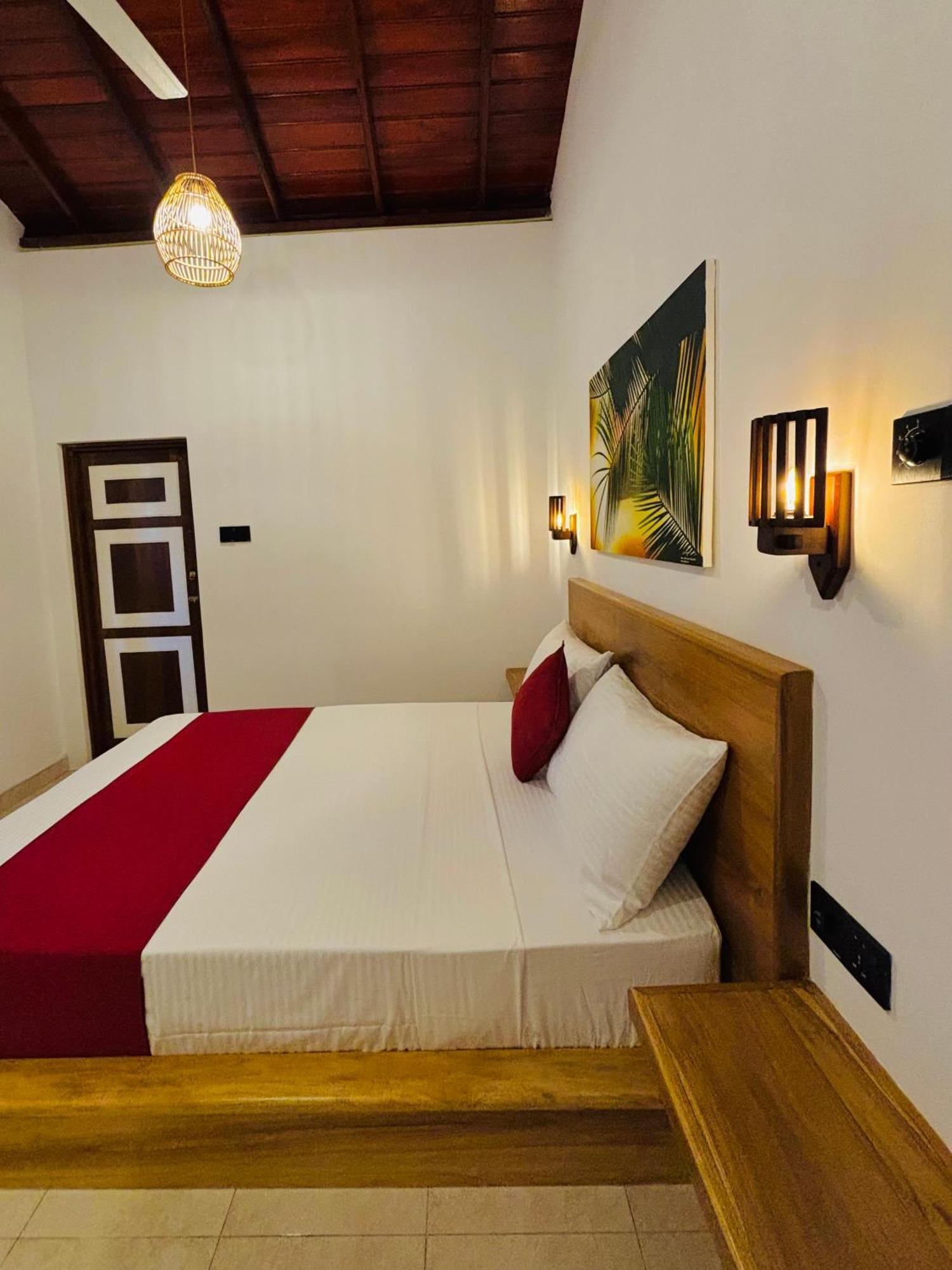 Breeze Bay Villa Dikwella Exterior foto